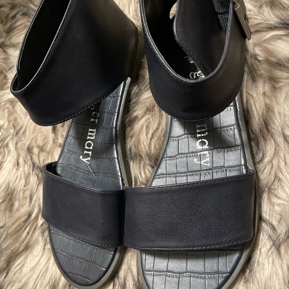 Summer comfy leather sandals - Picture 1 of 3